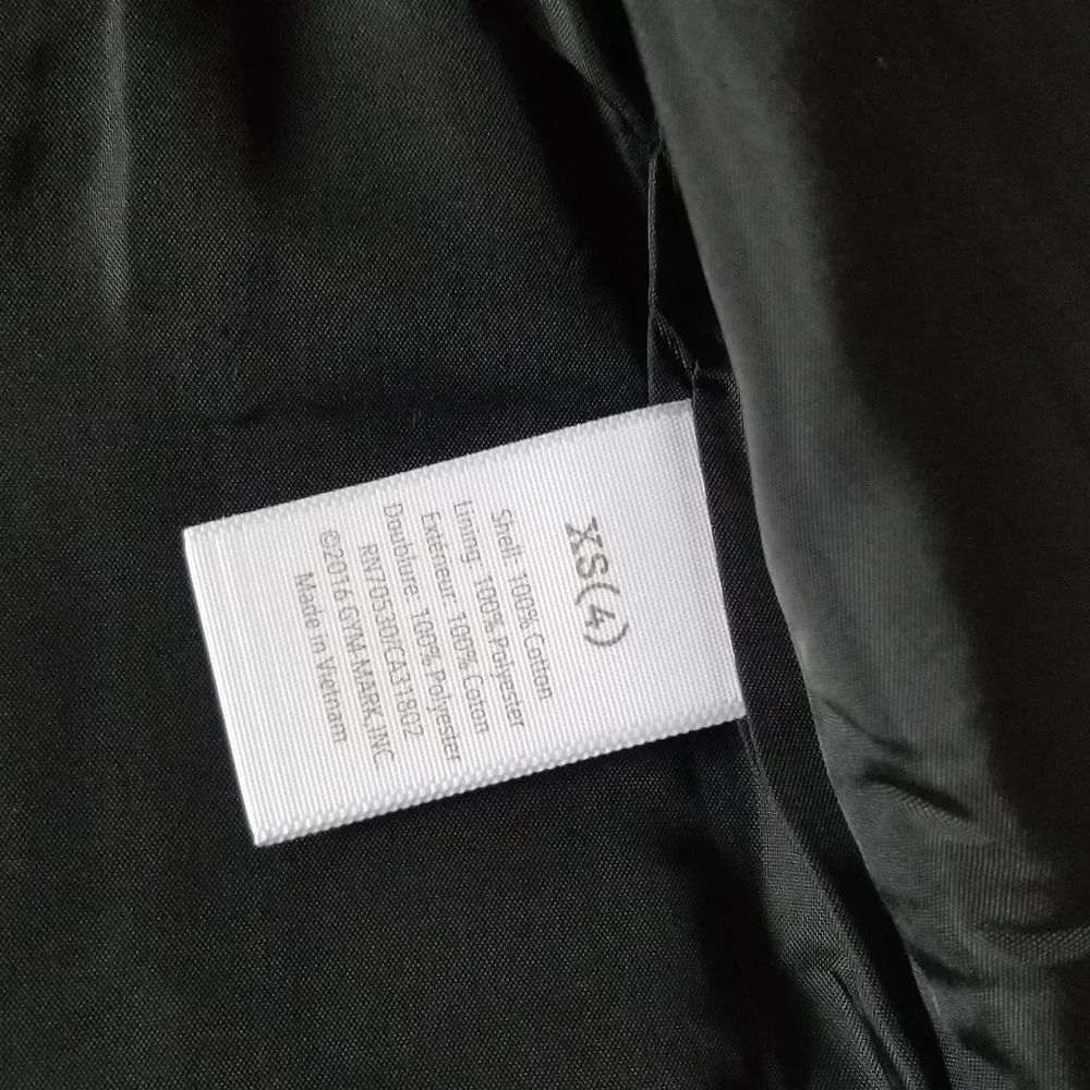 Gymboree boys' charcoal vest size 4